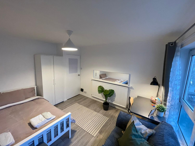 Bedroom, Rosebank Guest House, London