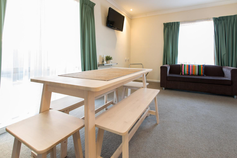 Dining Room 9
