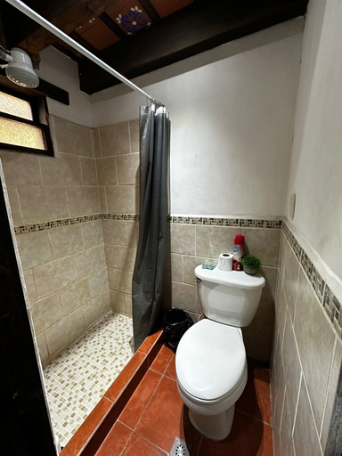 Bathroom 3, El Aventurero GT, Antigua Guatemala