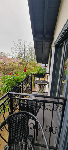 Others 5, Casa Pe Vale, Rasnov