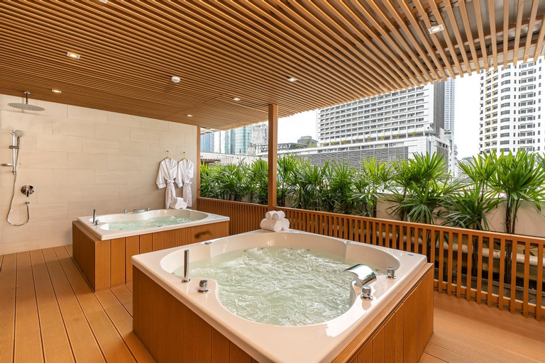 Bathroom 9