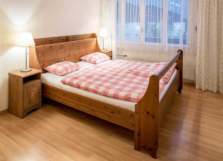 Bedroom 3, Serviced Apartments Wallis, Raron