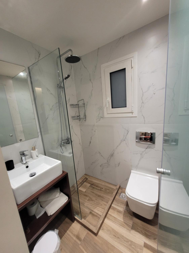 Bathroom 4, Vasiliki Apartments, Crete