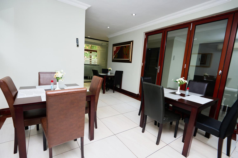 Others 5, The Pillows Suite, City of Tshwane