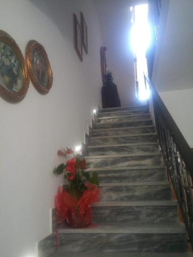 Others 4, Daniela B&B, Cosenza