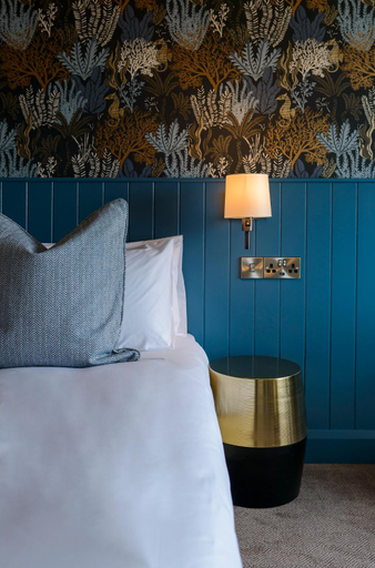 Bedroom 2, The Smugglers Inn