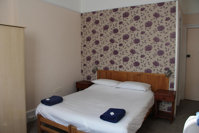 Bedroom 6