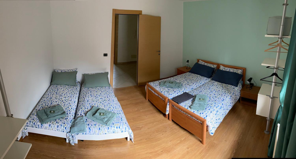 Bedroom 4, Piano B, Udine