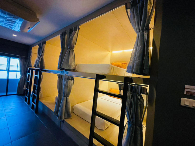 Bedroom 9