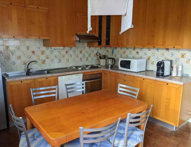 Others 5, Villa le Ninfee, Mantua