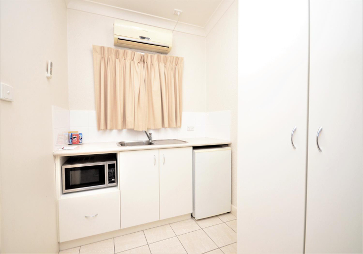 Others 5, Boulevarde Motor Inn, Wagga Wagga - Pt A