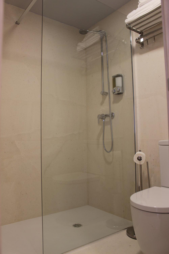 Bathroom 1, Modo Hotel Apartamento, Madrid