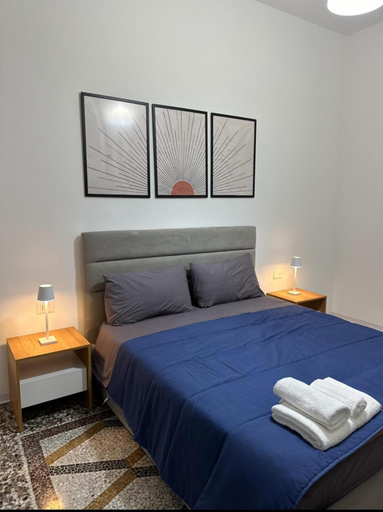 Bedroom 2, Mosaic Inn, Genova