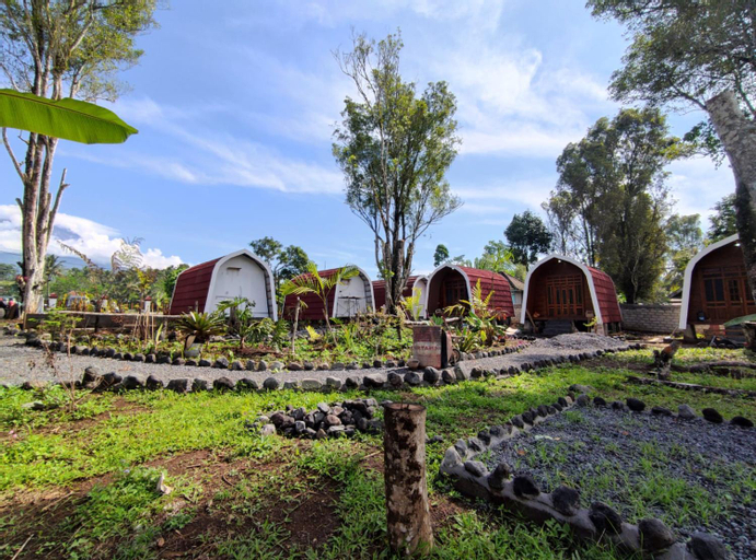 Exterior & Views 4, Indah Damai Cottages, Lumajang