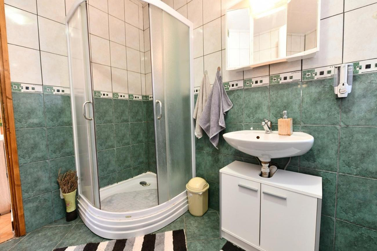 Bathroom 2, Apartments with parking space Saborsko, Plitvice - 20975, Saborsko