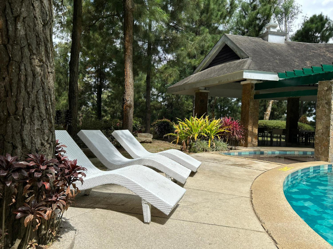 Swimming Pool 11