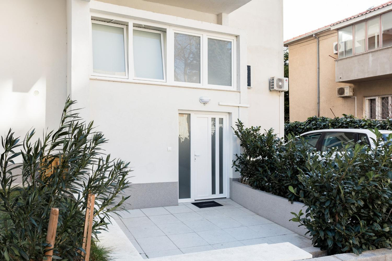 Others 5, Apartments Hugo, Split