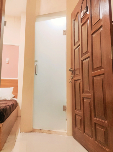 Bedroom 13