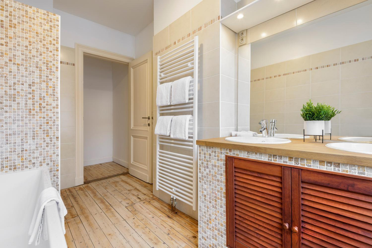 Others 4, The 1894 Boutique Holiday Apartment, Antwerpen