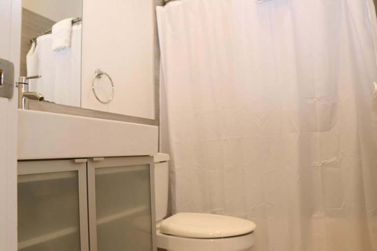 Others 5, Downtown Beacon Hill, Convenient, Comfy Studio #1, Boston