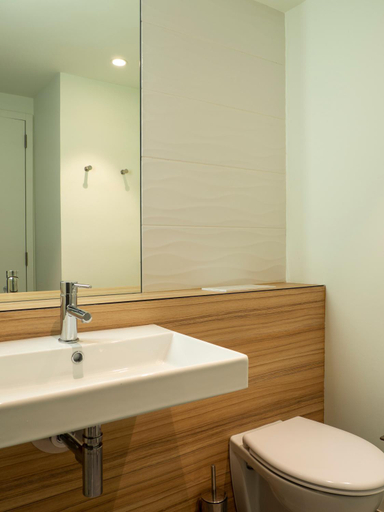 Bathroom 8