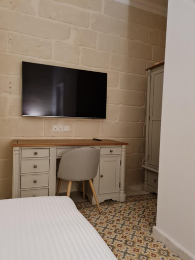 Others 4, Typical Maltese Maisonette in St.Julians, St Julian's