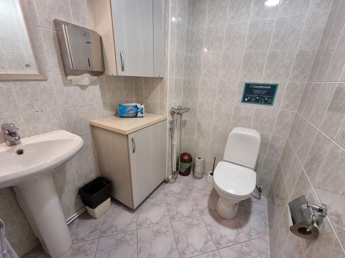 Bathroom 4, Room near City Center Harbour, Tallinn