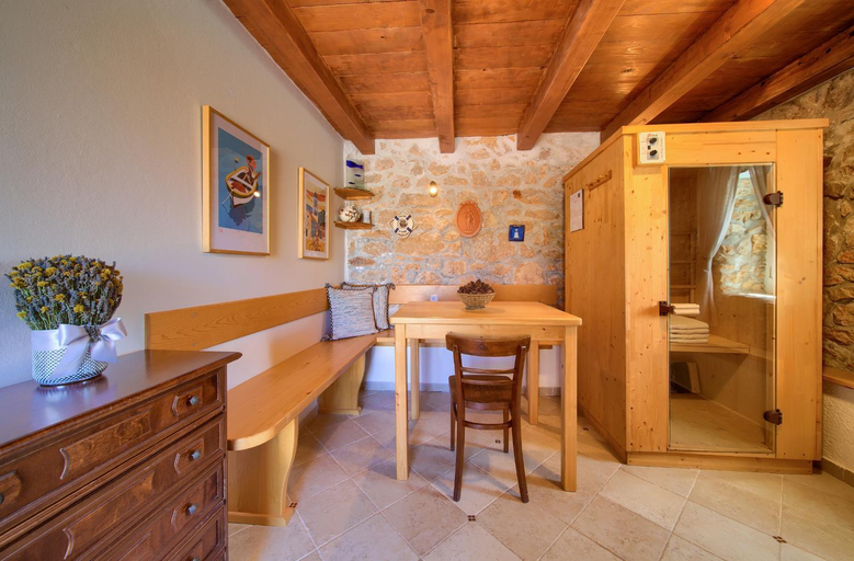Others 3, Villa Margaret, Vrbnik