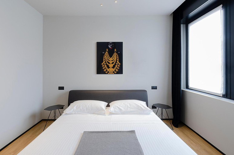 Bedroom 13