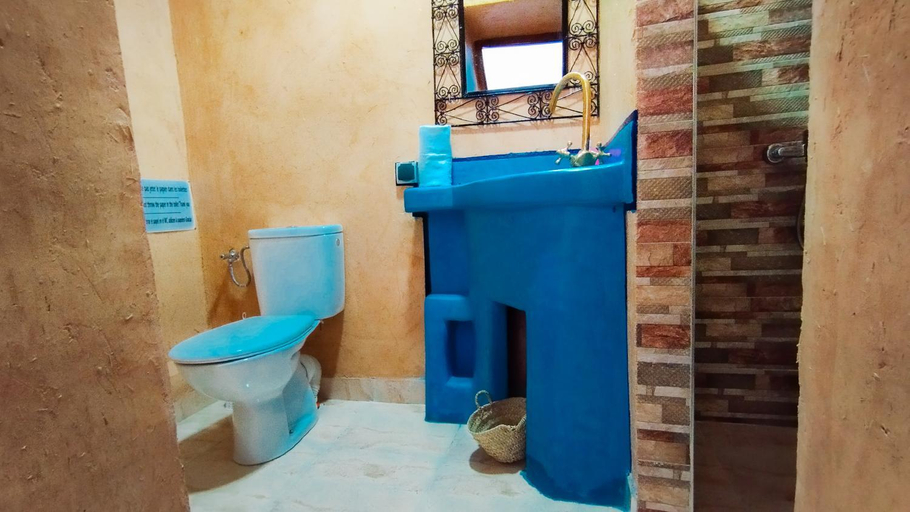 Bathroom 2, Kasbah Tussna, Ouarzazate