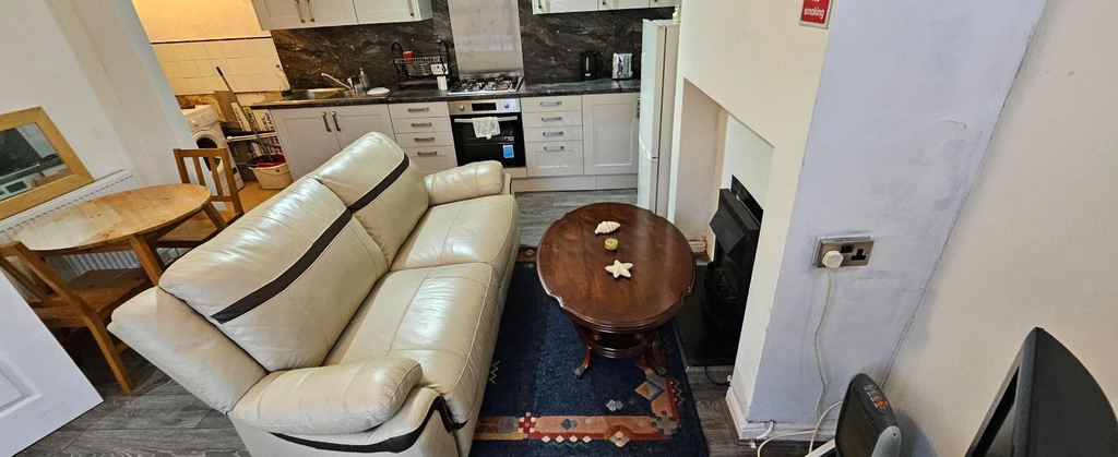 Others 4, The Luxe - Entire House, Kirklees
