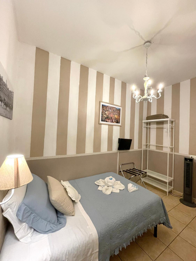 Others 4, B&B Le Camere di Livia, Siena