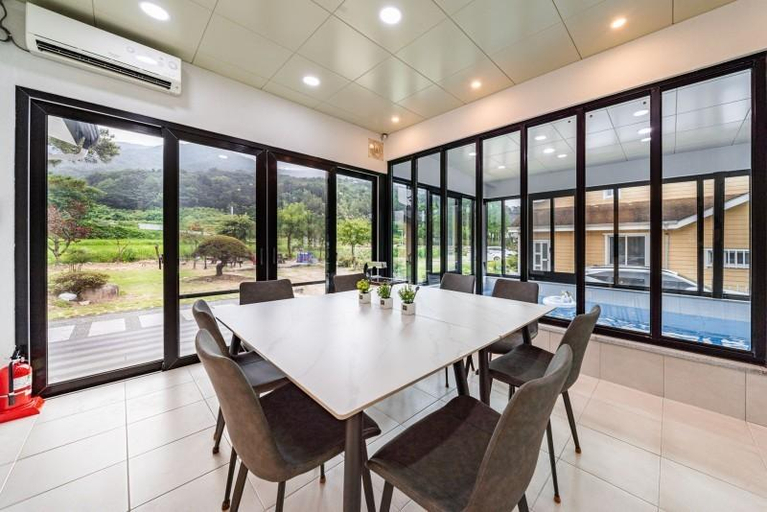 Business Facilities, Gyeongju Stay 297 Pool Villa, Gyeongju