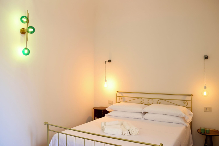 Bedroom, Holiday Lux Boutique Room, Catania