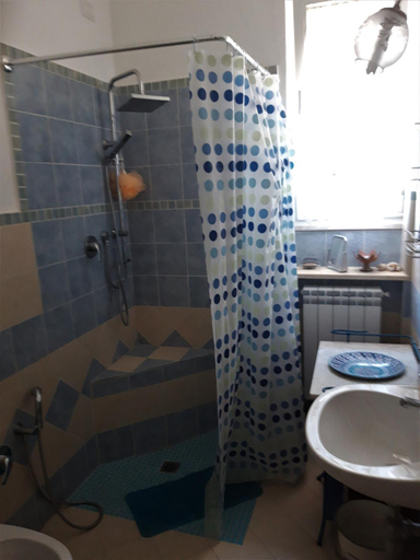 Bathroom, Da Franca, Perugia
