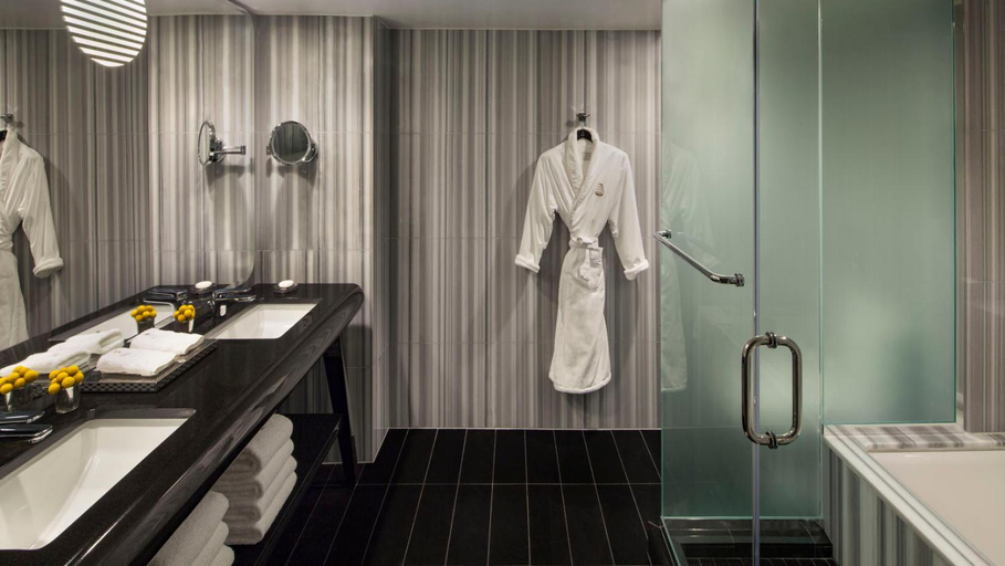 Bathroom 5, The Watergate Hotel, Washington D.C.