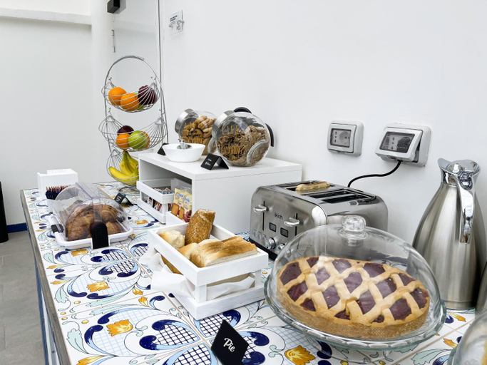 Food & Drinks 5, Villa Gabriella - Rooms & Breakfast, Napoli