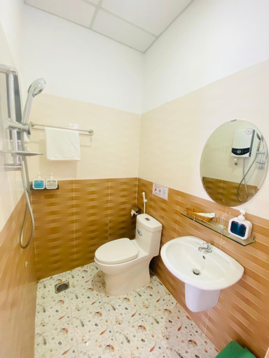 Hotel Aloha 2, Ninh Hải