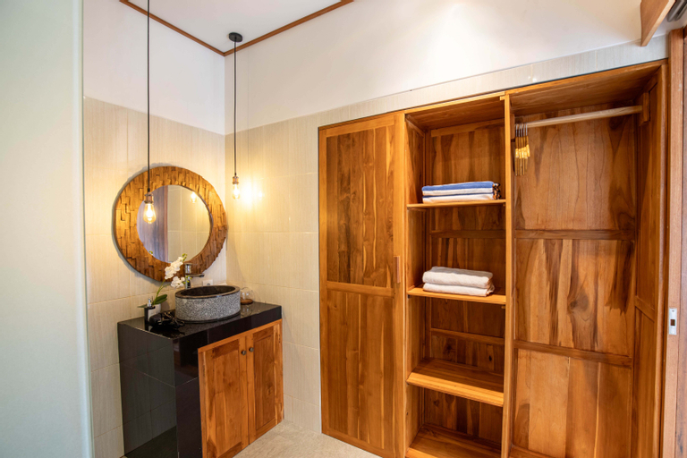 Others 5, Weda Villas, Gianyar