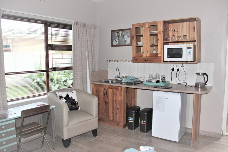Others 3, GlassTree B&B, Overberg