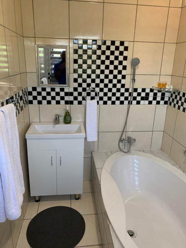 Others 4, Ekaya Palace Guest House, Sedibeng
