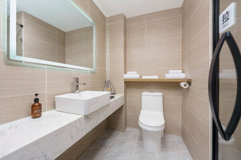 Bathroom, Dalian Youxi-ChengYuan Hotel, Dalian