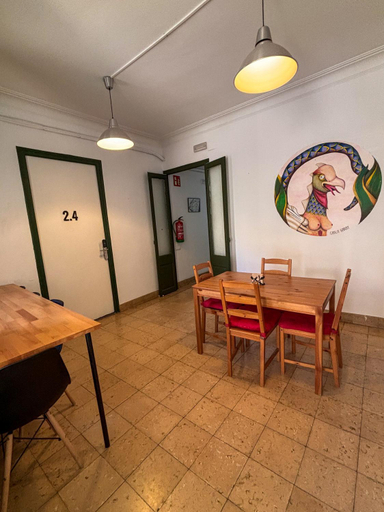 Others 4, Tarragona Hostel, Tarragona