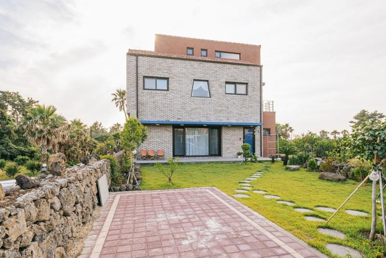 5, Jeju Byeoljijip Pension, Jeju