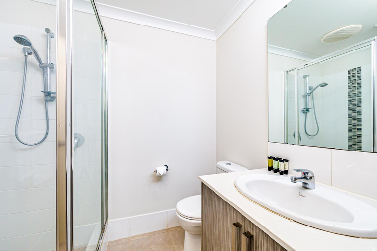 Bedroom 5, Swan Valley Serviced Apartments, Swan