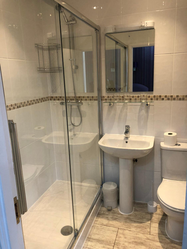 Bathroom 2, Riviera Hotel, Torbay