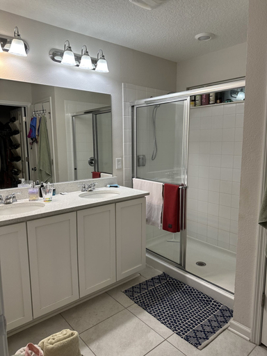 Bathroom 3, Island Time, Saint Johns