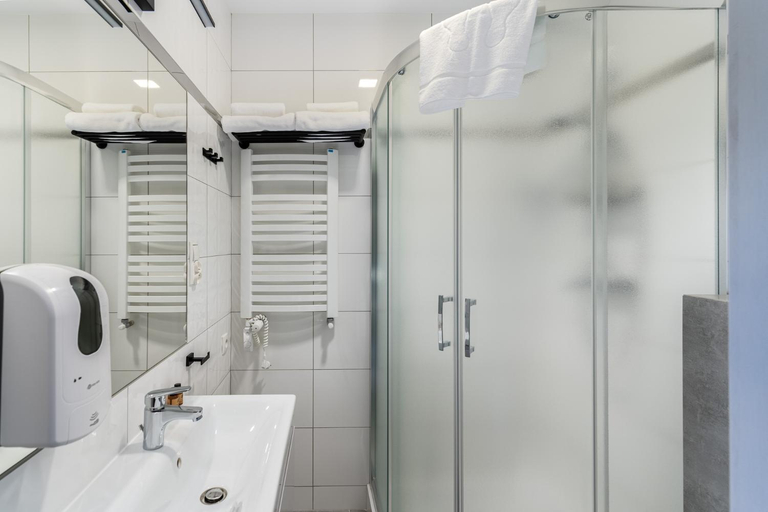 Bathroom 17
