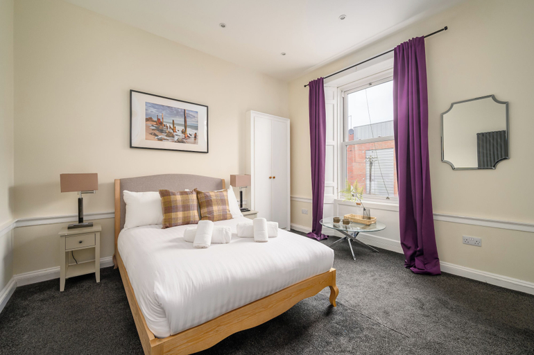 Bedroom 2, Adam Drysdale House, Edinburgh
