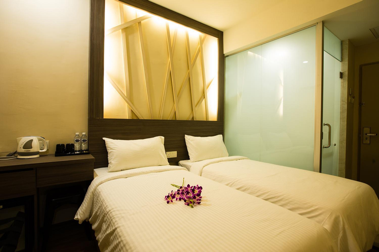 Bedroom 12